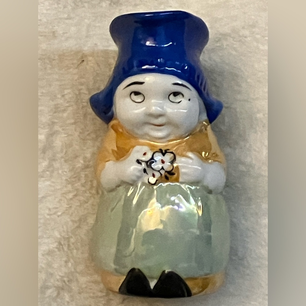 Vintage Gold Castle Hand Painted Chikusa Made In Japan Luster Dutch Girl Creamer